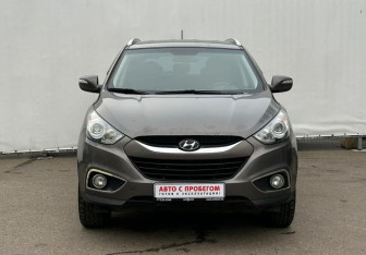 Подержанный автомобиль Hyundai ix35 2013 года (2 фото)