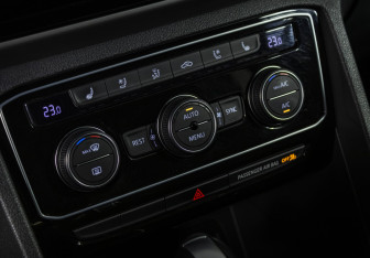 Подержанный автомобиль Volkswagen Teramont 2021 года (16 фото)