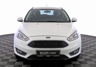 Подержанный автомобиль Ford Focus Hatchback 2018 года (2 фото)