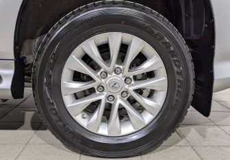 Подержанный автомобиль Lexus GX 2022 года (12 фото)