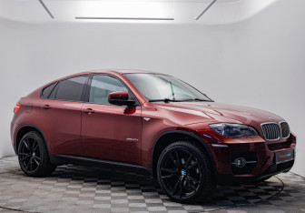 Подержанный автомобиль BMW X6 2011 года (7 фото)