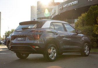 Подержанный автомобиль Hyundai Creta 2022 года (4 фото)