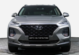 Подержанный автомобиль Hyundai Santa Fe 2018 года (2 фото)