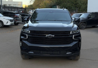 Подержанный автомобиль Chevrolet Suburban 2023 года (2 фото)