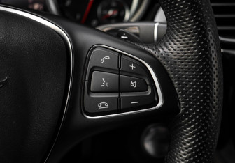 Подержанный автомобиль Mercedes-Benz GLE 2016 года (26 фото)