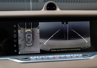 Подержанный автомобиль Voyah Free 2022 года (13 фото)