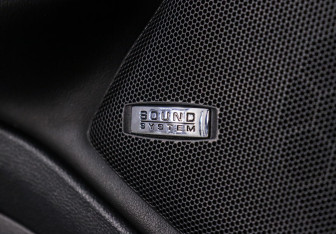 Подержанный автомобиль Skoda Octavia Wagon 2013 года (11 фото)