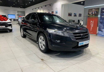 Подержанный автомобиль Honda Crosstour 2012 года (3 фото)