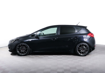 Подержанный автомобиль Kia Ceed Wagon 2013 года (3 фото)