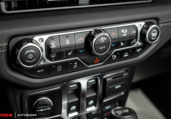Новый Jeep Wrangler 2026 (12 фото)