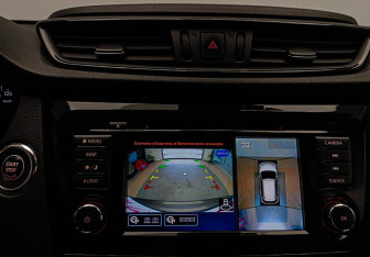 Подержанный автомобиль Nissan X-Trail 2022 года (14 фото)