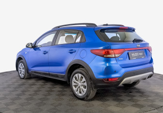 Подержанный автомобиль Kia Rio Hatchback 2019 года (7 фото)