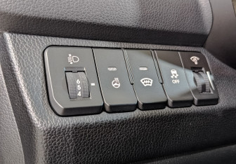 Подержанный автомобиль Kia Rio Sedan 2017 года (26 фото)