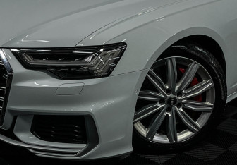 Подержанный автомобиль Audi S6 Wagon 2019 года (26 фото)
