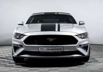 Подержанный автомобиль Ford Mustang Convertible 2018 года (2 фото)