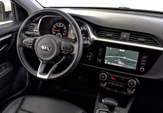 Подержанный автомобиль Kia Rio Hatchback 2021 года (29 фото)