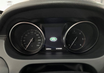 Подержанный автомобиль Land Rover Discovery Sport 2017 года (15 фото)