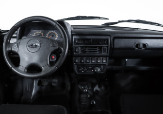 Подержанный автомобиль LADA (ВАЗ) 2121 (4x4) 2019 года (12 фото)