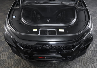 Подержанный автомобиль Voyah Free 2023 года (9 фото)