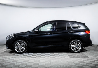 Подержанный автомобиль BMW X1 2020 года (8 фото)