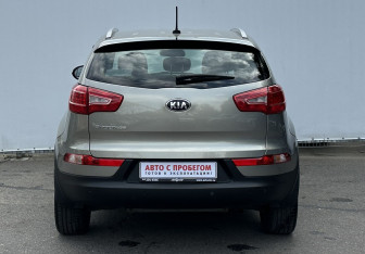 Подержанный автомобиль Kia Sportage 2013 года (6 фото)