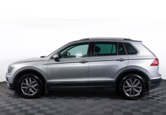 Подержанный автомобиль Volkswagen Tiguan 2017 года (8 фото)