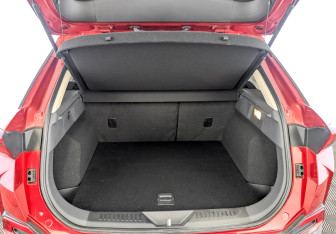 Новый FAW Bestune T77 2024 (8 фото)