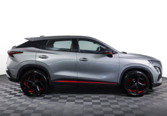 Подержанный автомобиль Omoda C5 2024 года (4 фото)