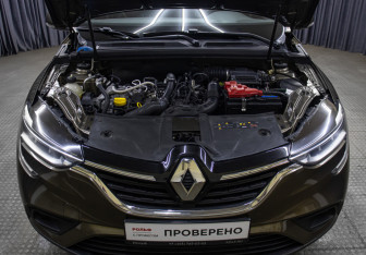 Подержанный автомобиль Renault Arkana 2019 года (9 фото)