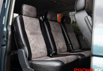 Подержанный автомобиль Volkswagen Caravelle 2018 года (8 фото)