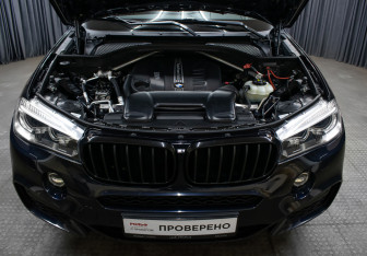 Подержанный автомобиль BMW X6 2019 года (9 фото)