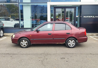 Подержанный автомобиль Hyundai Accent Sedan 2007 года (8 фото)