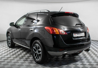 Подержанный автомобиль Nissan Murano Suv 2010 года (7 фото)