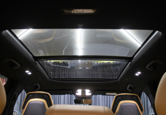 Подержанный автомобиль Lynk&Co 09 2022 года (18 фото)