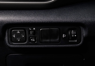 Подержанный автомобиль Changan UNI-T 2023 года (18 фото)