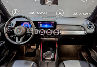 Подержанный автомобиль Mercedes-Benz GLB 2020 года (14 фото)