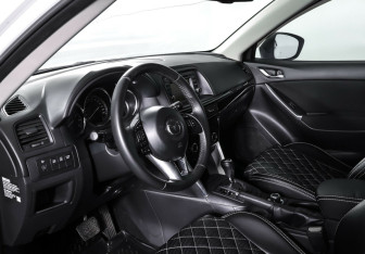 Подержанный автомобиль Mazda CX-5 2012 года (11 фото)