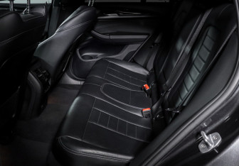 Подержанный автомобиль BMW X4 2019 года (10 фото)
