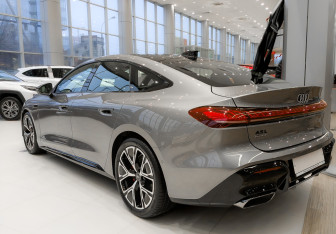 Новый Audi A5 Liftback 2025 (5 фото)