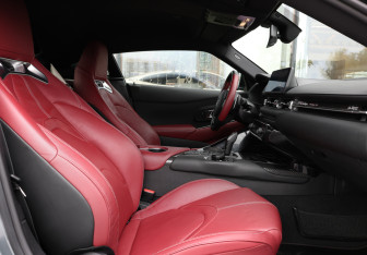 Подержанный автомобиль Toyota Supra 2019 года (10 фото)