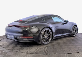 Подержанный автомобиль Porsche 911 Coupe 2020 года (5 фото)