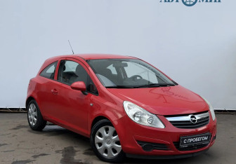 Подержанный автомобиль Opel Corsa 2010 года (3 фото)