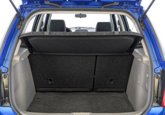 Подержанный автомобиль Suzuki SX4 Hatchback 2012 года (10 фото)