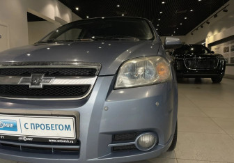 Подержанный автомобиль Chevrolet Aveo Sedan 2007 года (9 фото)
