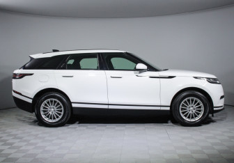 Подержанный автомобиль Land Rover Range Rover Velar 2018 года (8 фото)