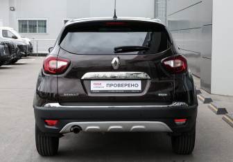Подержанный автомобиль Renault Kaptur 2019 года (6 фото)
