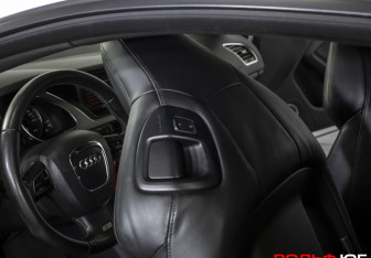 Подержанный автомобиль Audi S5 Coupe 2010 года (15 фото)