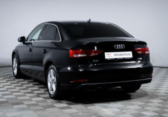 Подержанный автомобиль Audi A3 Sedan 2018 года (7 фото)