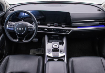 Подержанный автомобиль Kia Sportage 2024 года (13 фото)