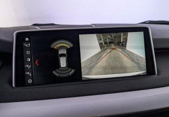 Подержанный автомобиль BMW X5 2018 года (26 фото)